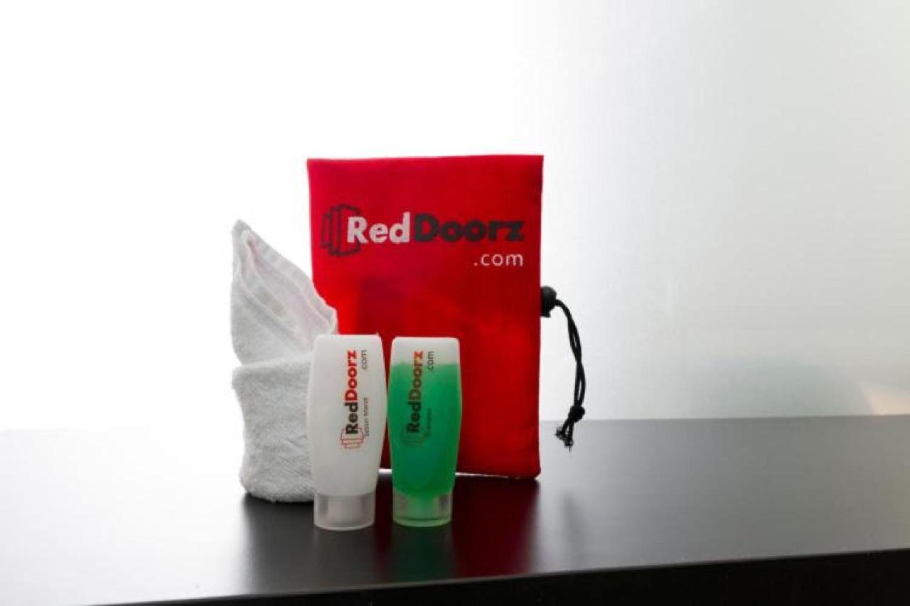 Reddoorz Syariah At Jalan Cilik Riwut Kapuas Hotel Kualakapuas Exterior photo
