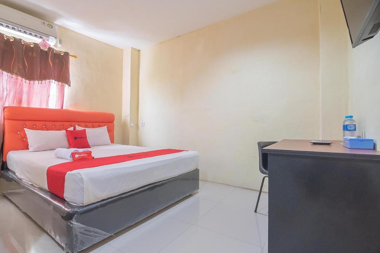 Reddoorz Syariah At Jalan Cilik Riwut Kapuas Hotel Kualakapuas Exterior photo